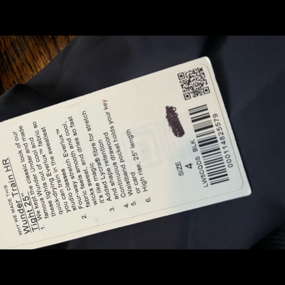 Lululemon NWT leggings - Picture 4 of 4